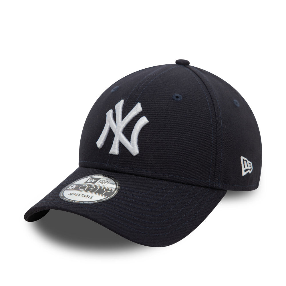 New York Yankees Hat - MLB Side Patch Black 9Forty Strapback Cap - New Era
